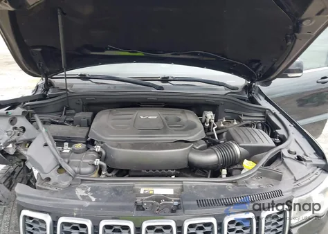 2018 Jeep Grand Cherokee Sterling Edition 4X2 из США, поврежденный, VIN 1C4RJEBG7JC327281